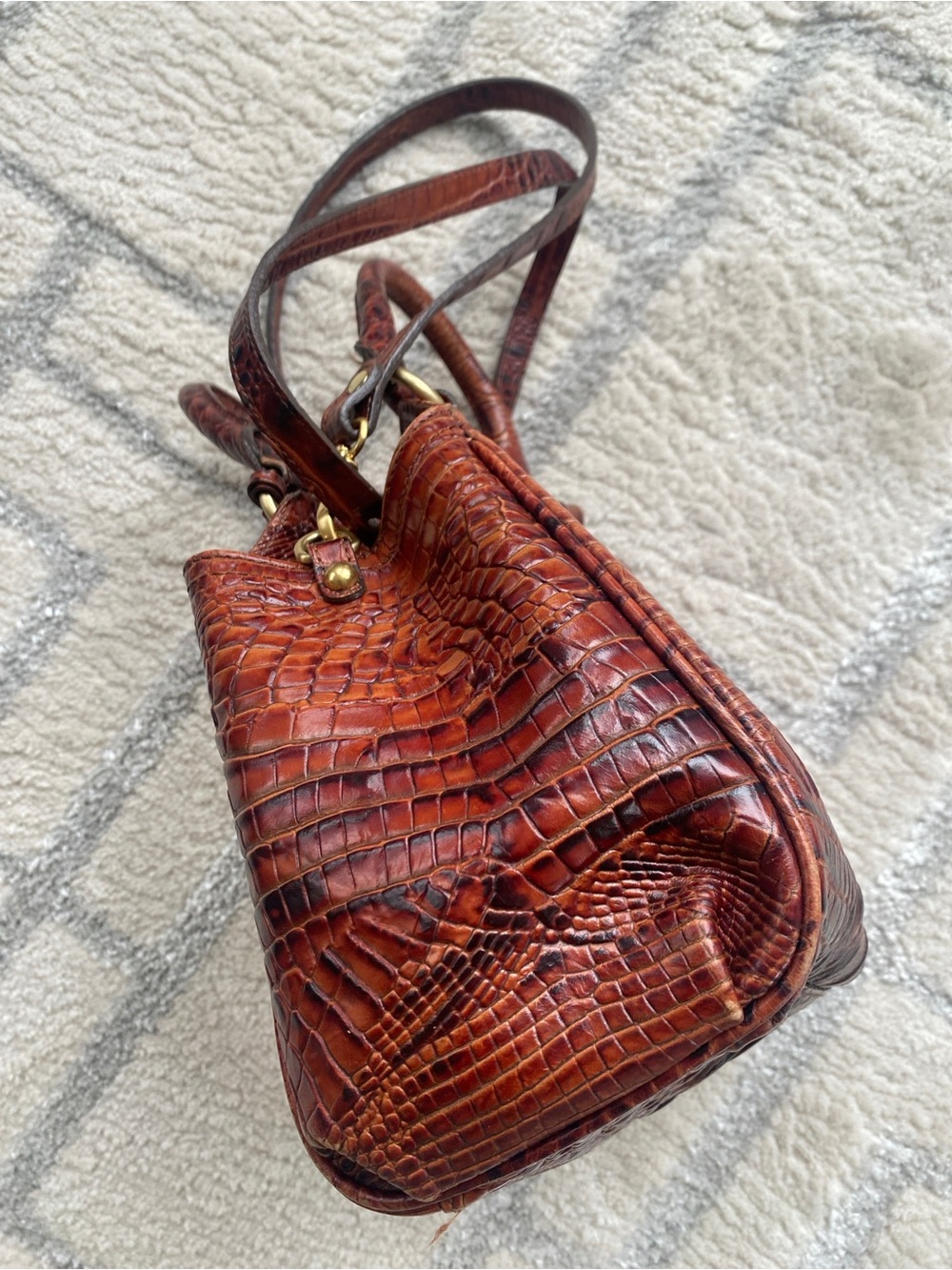 Brahmin Elisa Pecan Croc Embossed Melbourne Leather Handbag with Crossbody Strap - Picture 10 of 11